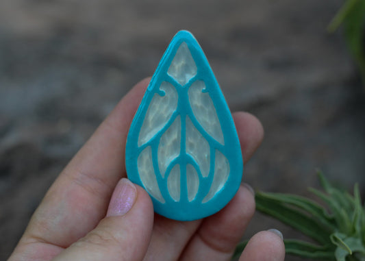 Raindrop Magnet